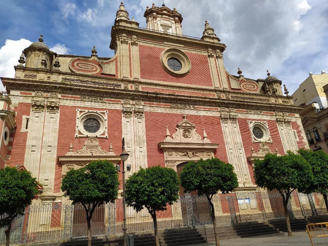 Loft In The Heart Of Seville Exterior photo