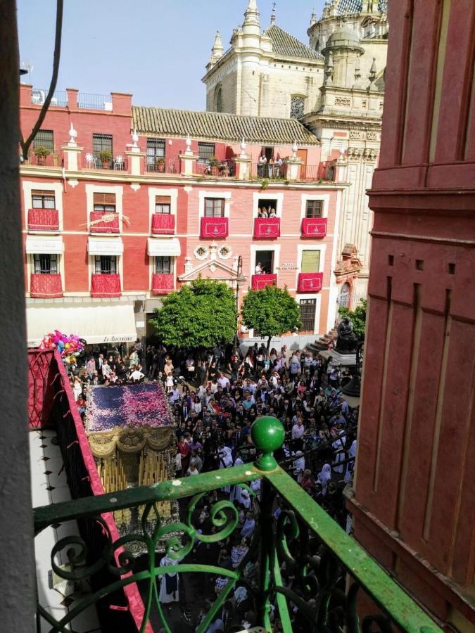 Loft In The Heart Of Seville Exterior photo