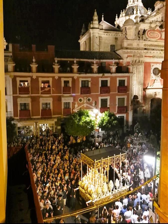 Loft In The Heart Of Seville Exterior photo