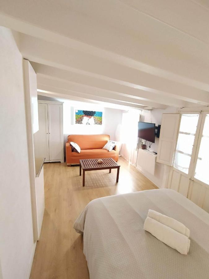 Loft In The Heart Of Seville Exterior photo